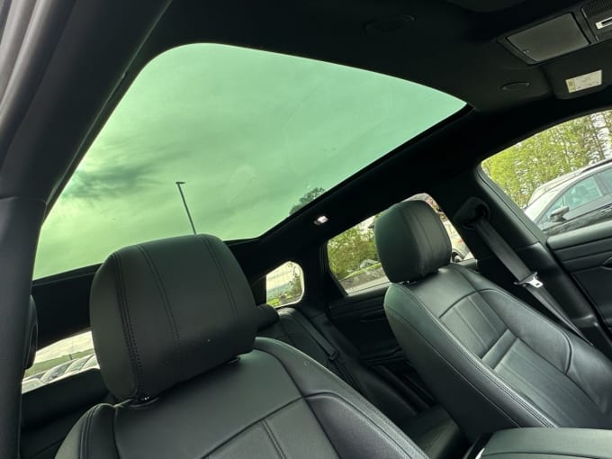 2025 Land Rover Range Rover Evoque