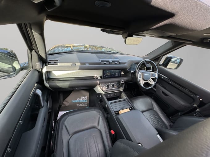 2025 Land Rover Defender