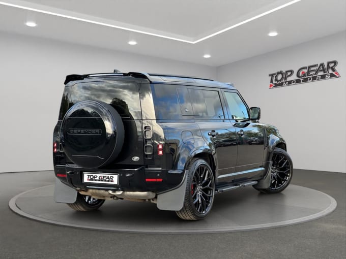 2025 Land Rover Defender