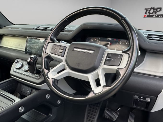 2025 Land Rover Defender
