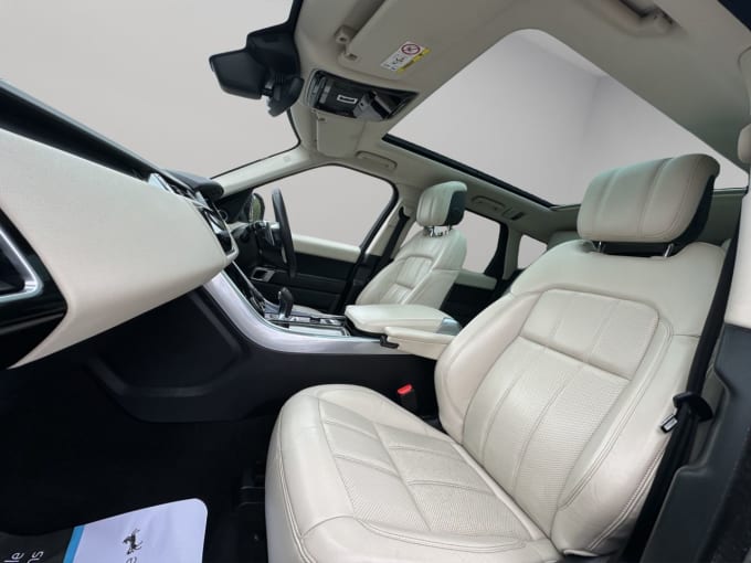 2025 Land Rover Range Rover Sport