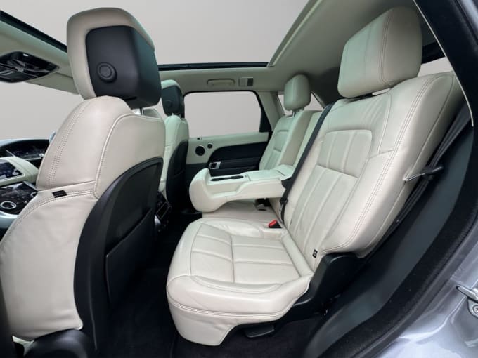 2025 Land Rover Range Rover Sport