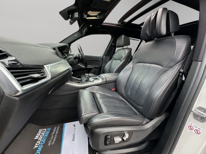 2025 BMW X5
