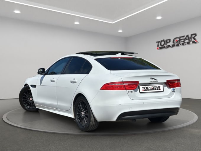 2025 Jaguar Xe