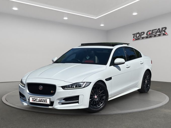 2025 Jaguar Xe