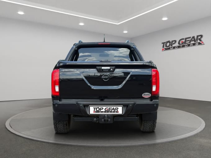 2025 Nissan Navara