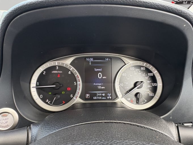 2025 Nissan Navara