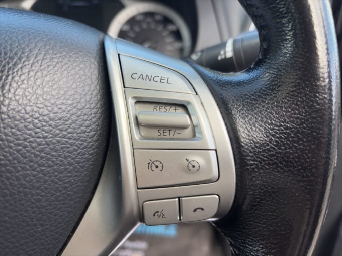2025 Nissan Navara
