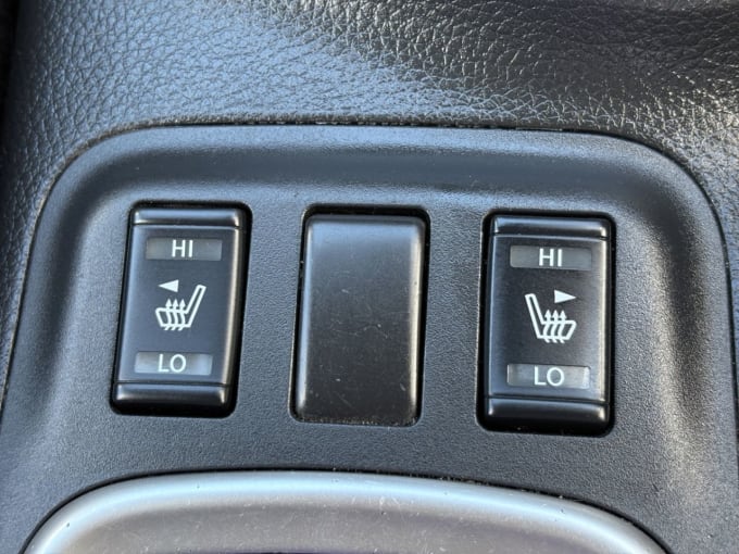 2025 Nissan Navara