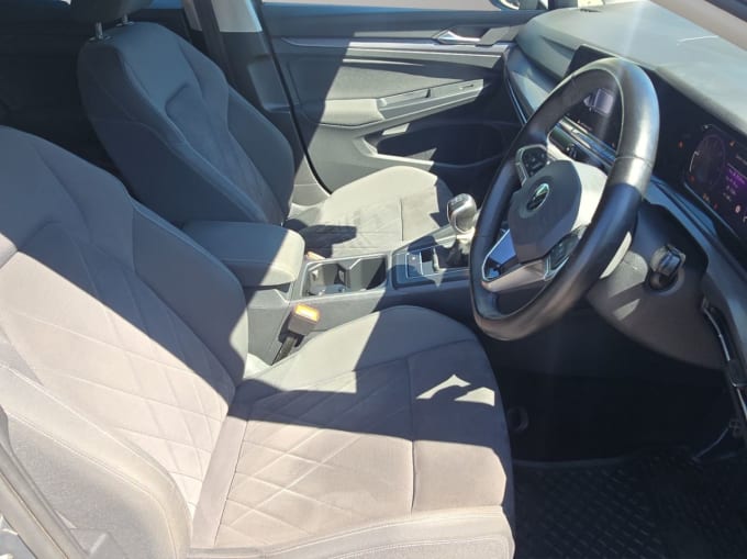 2025 Volkswagen Golf