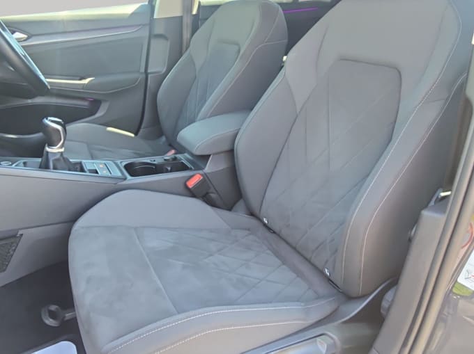 2025 Volkswagen Golf