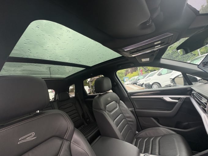 2025 Volkswagen Touareg