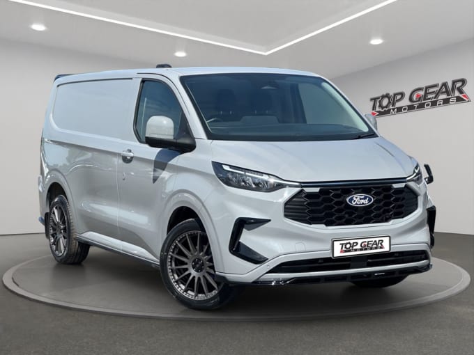 2025 Ford Transit Custom