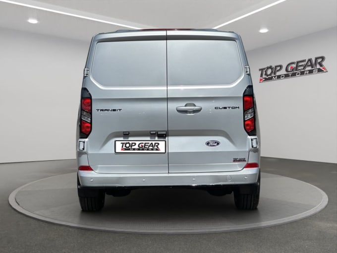 2025 Ford Transit Custom