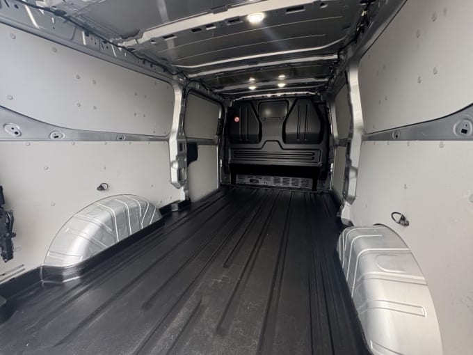 2025 Ford Transit Custom