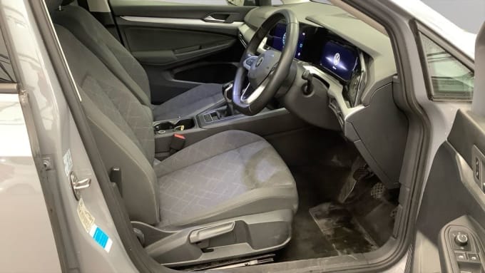 2025 Volkswagen Golf