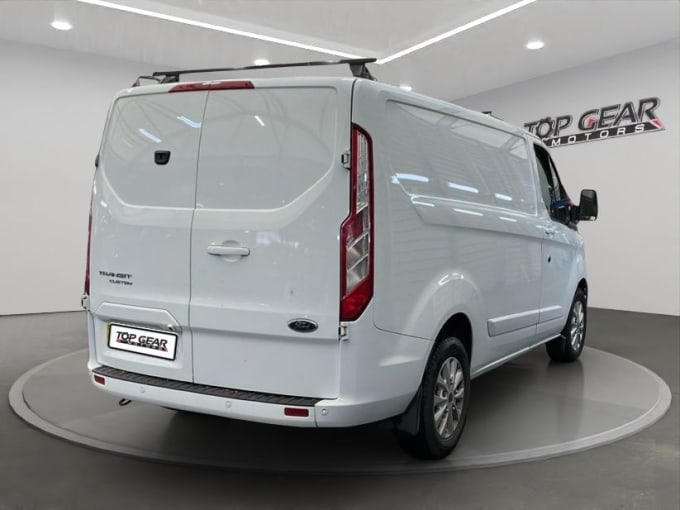 2025 Ford Transit Custom
