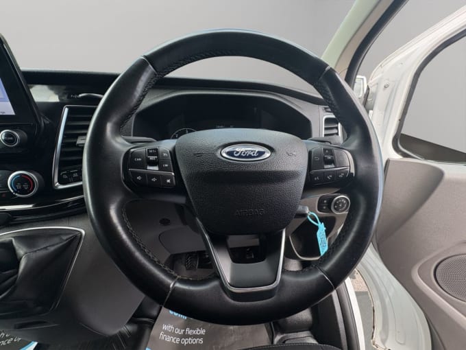 2025 Ford Transit Custom