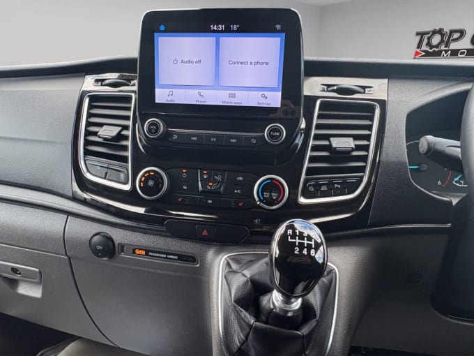 2025 Ford Transit Custom