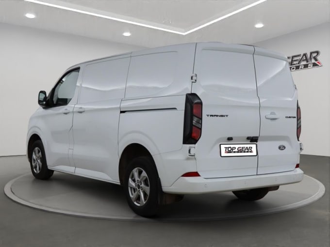 2025 Ford Transit Custom