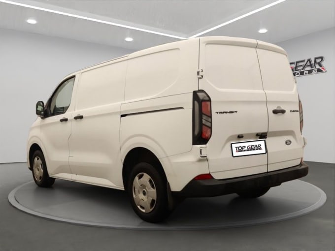 2025 Ford Transit Custom