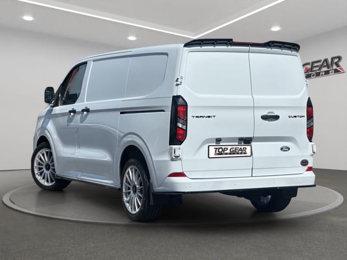 2025 Ford Transit Custom