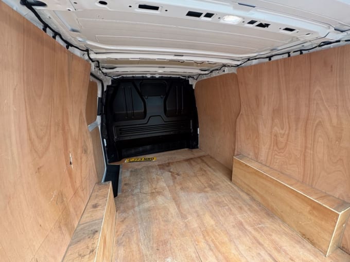 2025 Ford Transit Custom