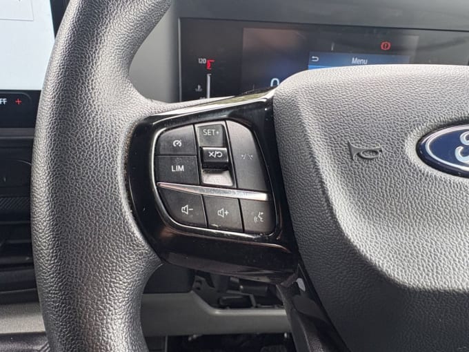 2025 Ford Transit Custom