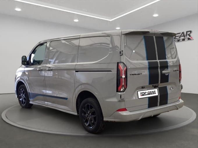 2025 Ford Transit Custom