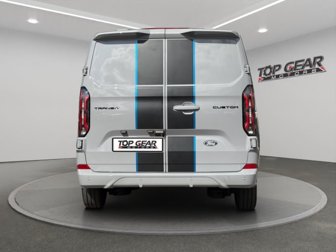 2025 Ford Transit Custom