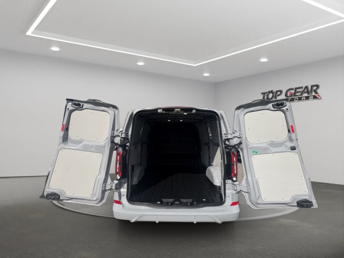 2025 Ford Transit Custom