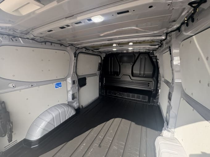 2025 Ford Transit Custom