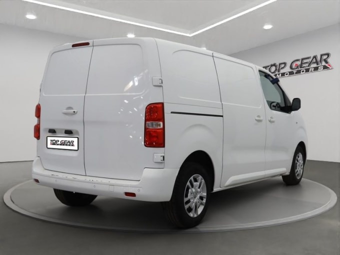 2025 Vauxhall Vivaro