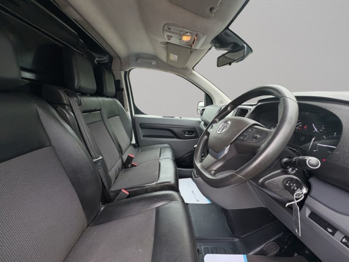 2025 Vauxhall Vivaro