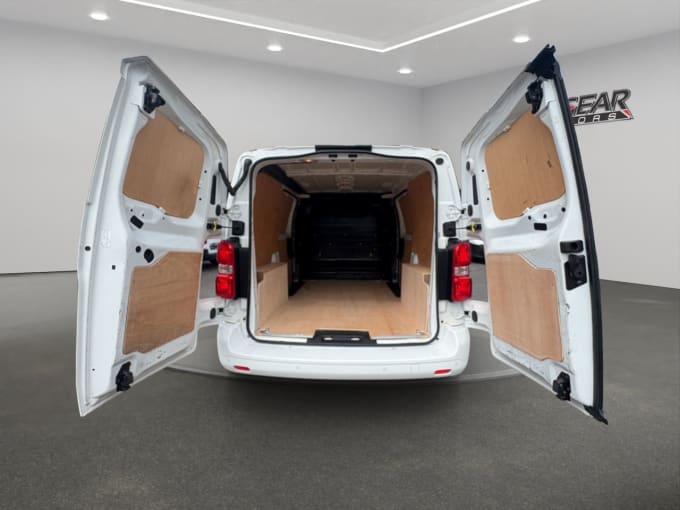 2025 Vauxhall Vivaro