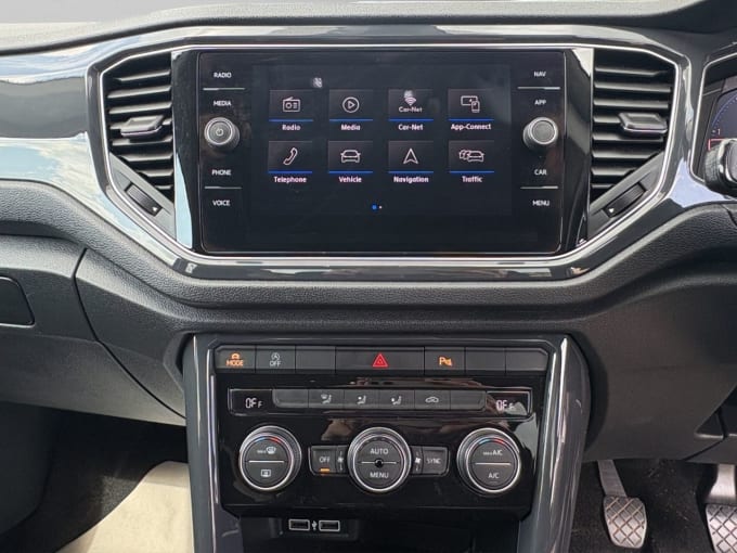 2025 Volkswagen T-roc