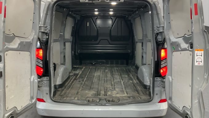 2025 Ford Transit Custom