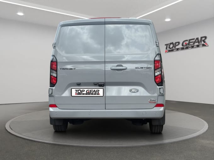 2025 Ford Transit Custom