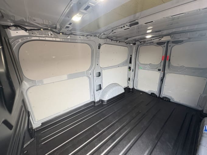 2025 Ford Transit Custom