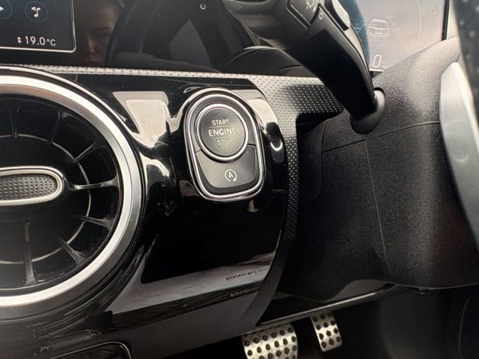 2025 Mercedes-benz A-class