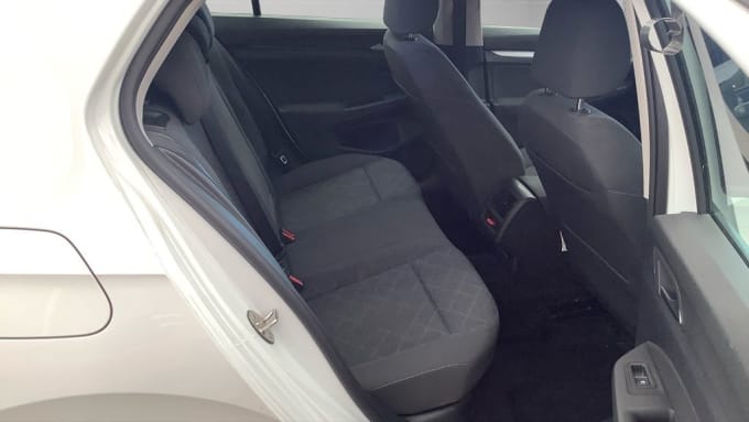 2025 Volkswagen Golf