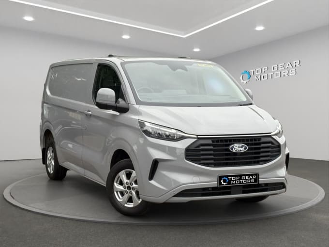 2025 Ford Transit Custom