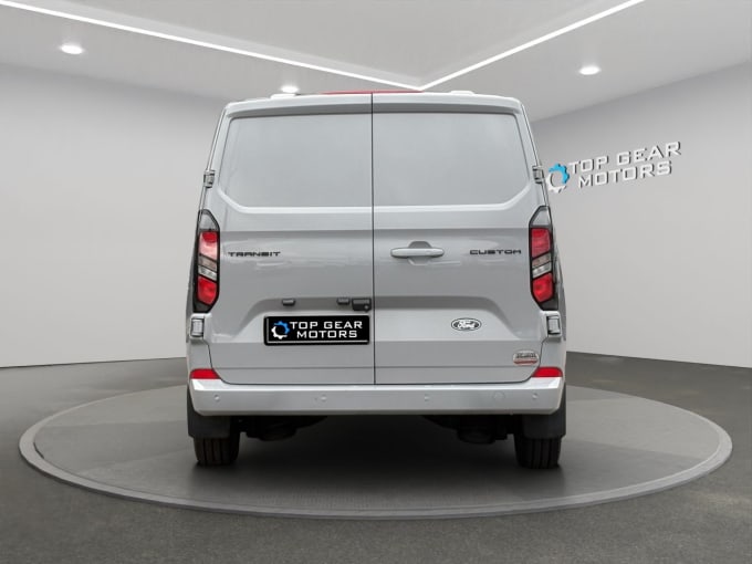 2025 Ford Transit Custom