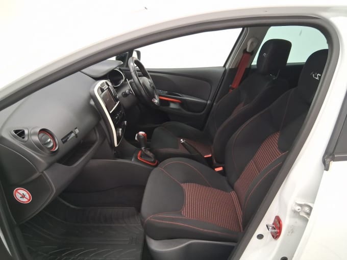 2025 Renault Clio