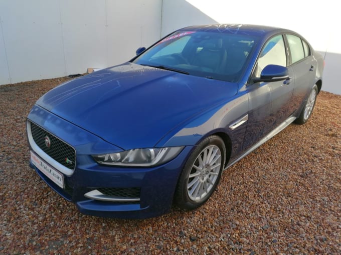 2015 Jaguar Xe