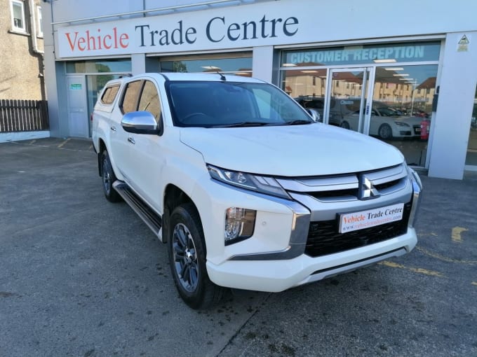 2024 Mitsubishi L200