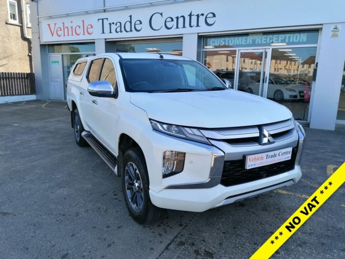 2025 Mitsubishi L200