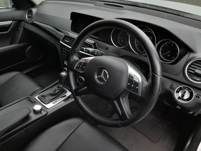 2024 Mercedes-benz C-class