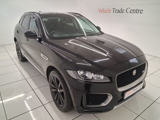 2025 Jaguar F-pace