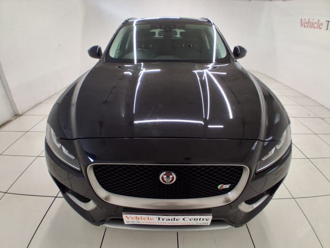 2025 Jaguar F-pace